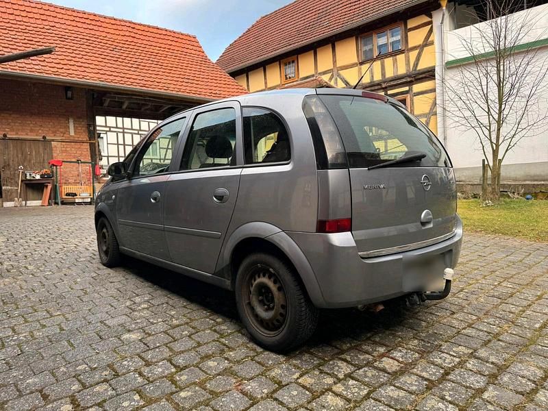 Gebraucht Opel Meriva 100 PS (73 kW) 2006 Silber Van / Kleinbus
