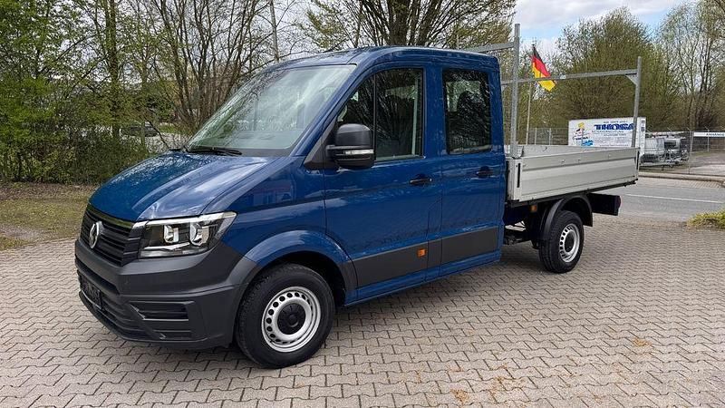Gebraucht VW Crafter 102 PS (75 kW) 2022 Blau Van