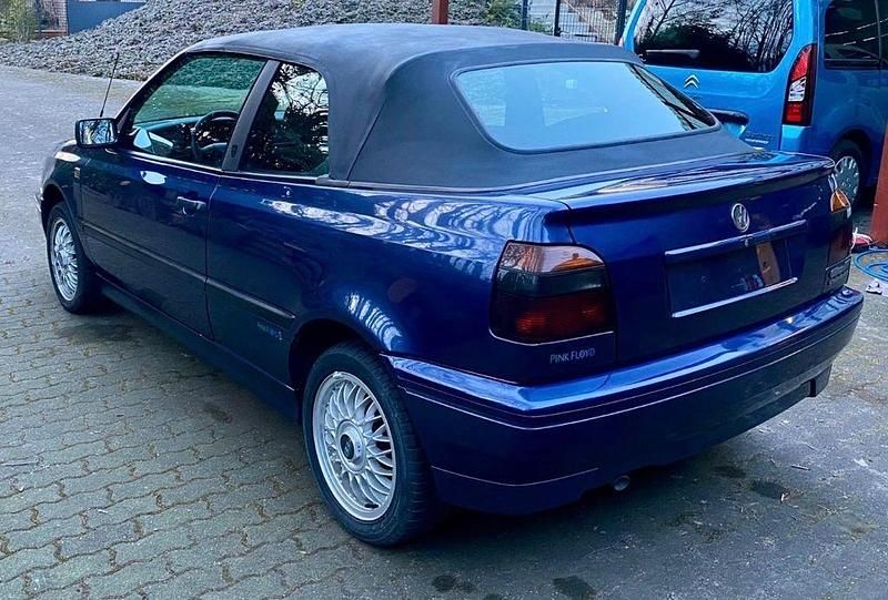 Gebraucht VW Golf Cabriolet 90 PS (66 kW) 1994 Blau Cabrio