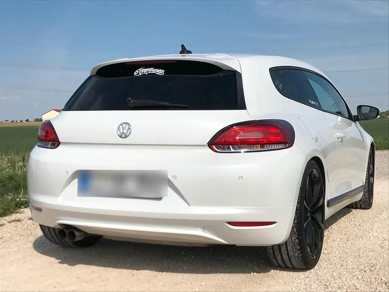 Gebraucht VW Scirocco 200 PS (147 kW) 2009 Weiß Coupé