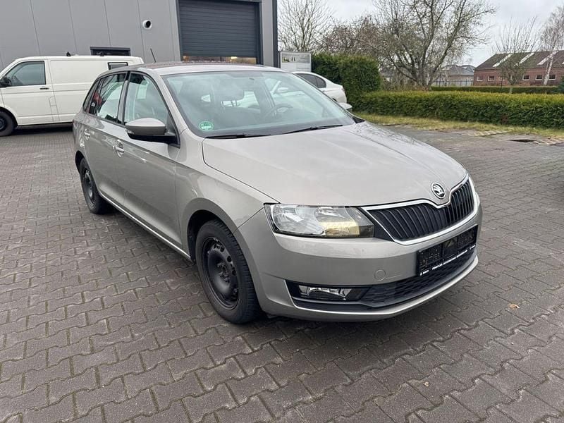 Grau Gebraucht 2018 Skoda Rapid Ambition Limousine | 8.999 € (Superpreis) - Bild 1/4