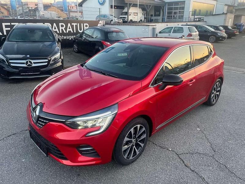 Gebraucht Renault Clio V Techno 94 PS (69 kW) 2023 Dezirrot Kleinwagen