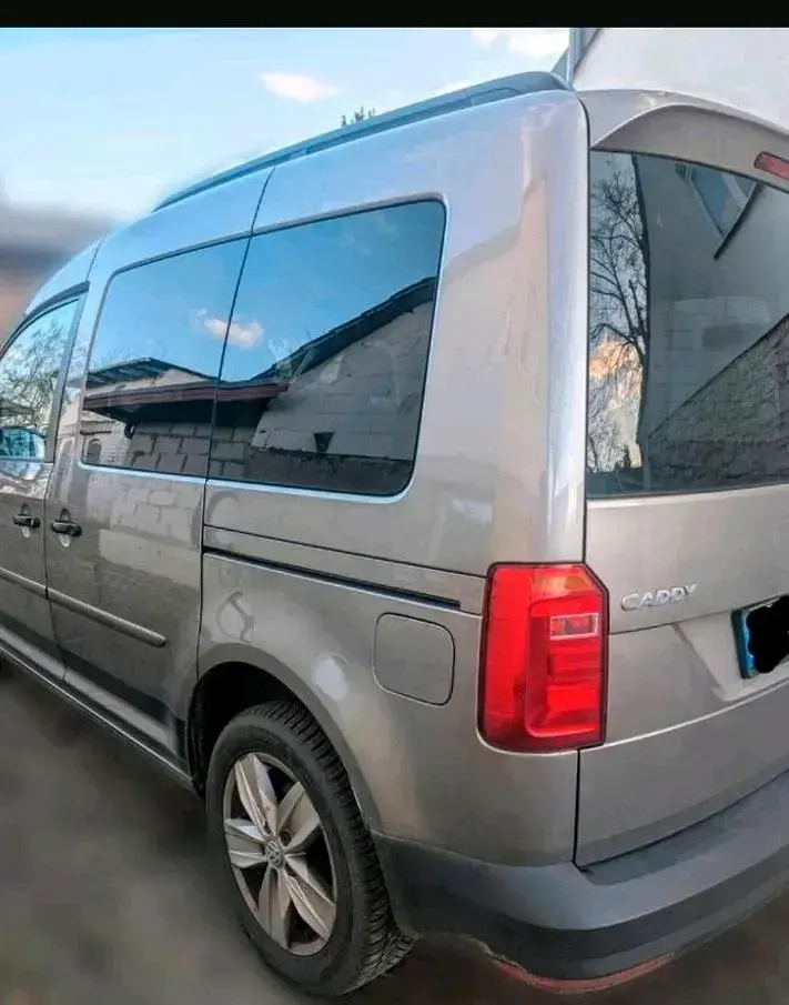 Gebraucht VW Caddy Family 75 PS (55 kW) 2017 Grau Van / Kleinbus