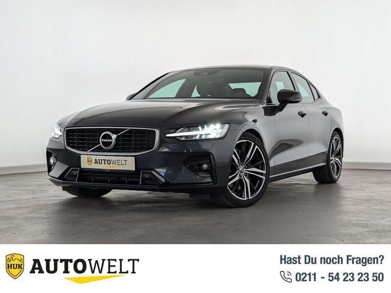 Grau Gebraucht 2020 Volvo S60 R-Design Limousine | 29.860 € (Fairer Preis) - Bild 1/4