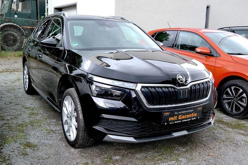 Schwarz Gebraucht 2023 Skoda Kamiq Style SUV | 21.790 € (Guter Preis) - Bild 1/4
