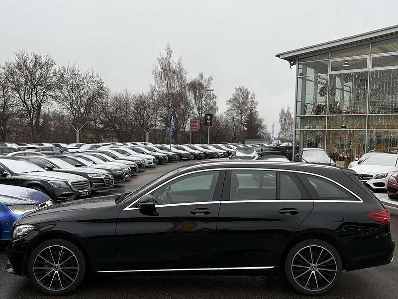 Gebraucht Mercedes C300 245 PS (180 kW) 2019 Schwarz Kombi