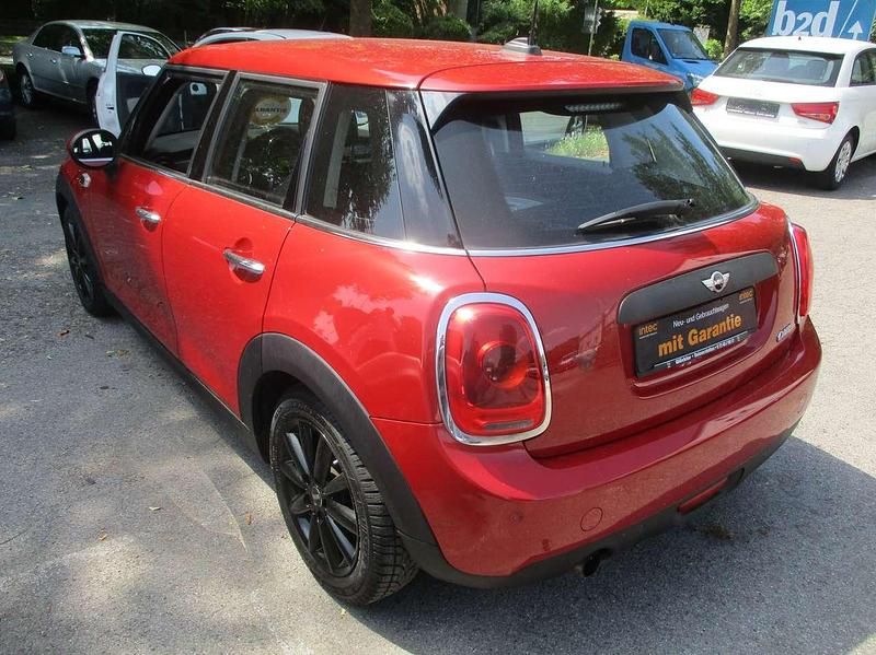 Gebraucht Mini ONE 102 PS (75 kW) 2016 Rot Kleinwagen