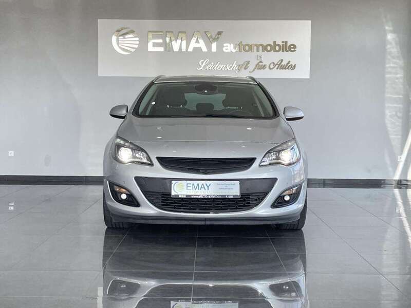 Gebraucht Opel Astra Exklusiv 136 PS (100 kW) 2015 Silber Kombi