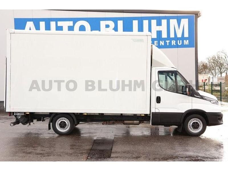 Gebraucht Iveco Daily 156 PS (114 kW) 2020 White ic 194 Van