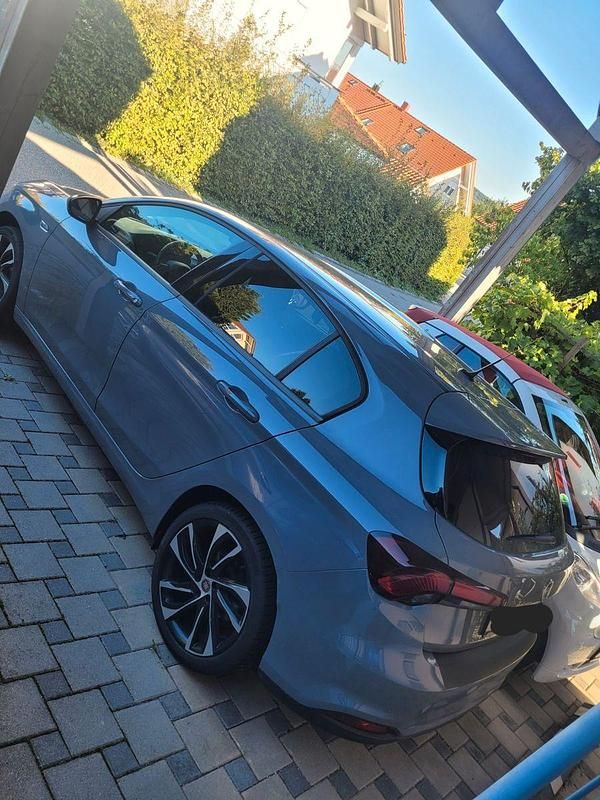 Gebraucht Fiat Tipo S 120 PS (88 kW) 2020 Grau Limousine