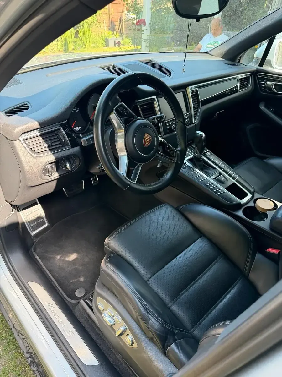 Gebraucht Porsche Macan 258 PS (189 kW) 2015 Silber SUV