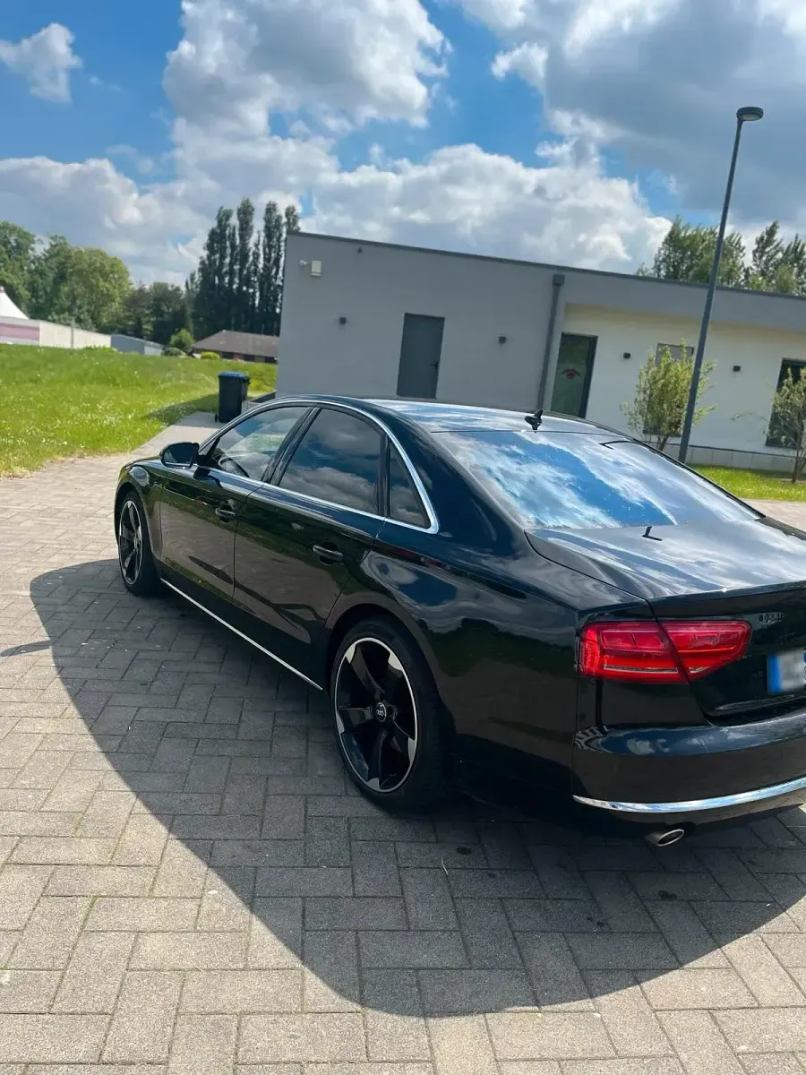 Gebraucht Audi A8 273 PS (200 kW) 2010 Schwarz Limousine
