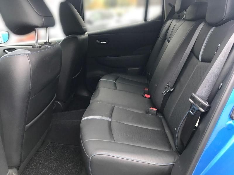 Gebraucht Nissan Leaf Tekna 110 kW (150 PS) 2020 Blau Kleinwagen