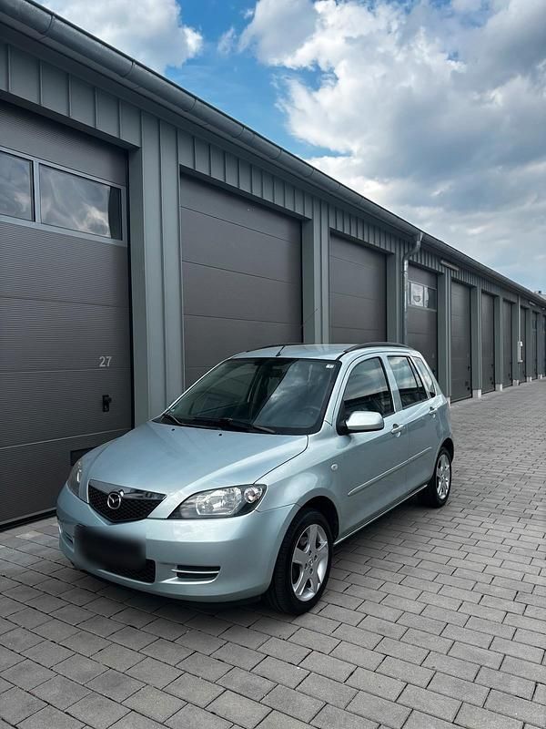 Second-hand Mazda 2 80 CP (58 kW) 2004 Argintiu Hatchback