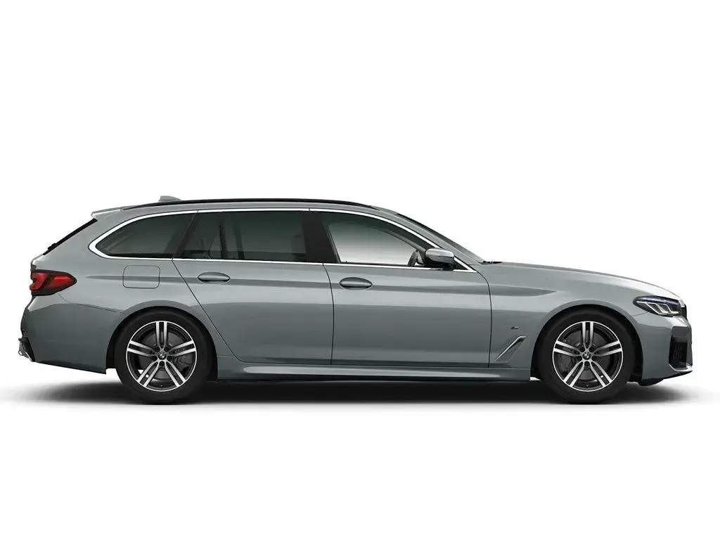 Gebraucht BMW 530 M Sport 286 PS (210 kW) 2024 Grau Kombi