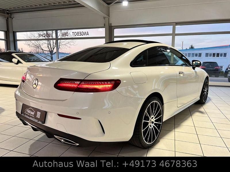Gebraucht Mercedes E400 AMG 333 PS (244 kW) 2017 Weiß Coupé