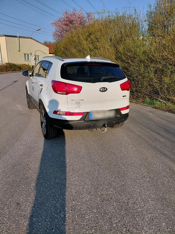 Gebraucht Kia Sportage 115 PS (84 kW) 2014 Weiß SUV