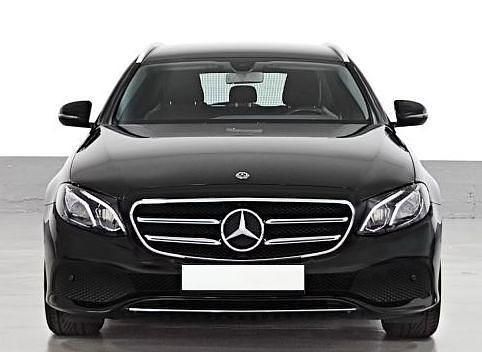 Schwarz Gebraucht 2019 Mercedes E220 Kombi | 30.500 € (Fairer Preis) - Bild 1/4