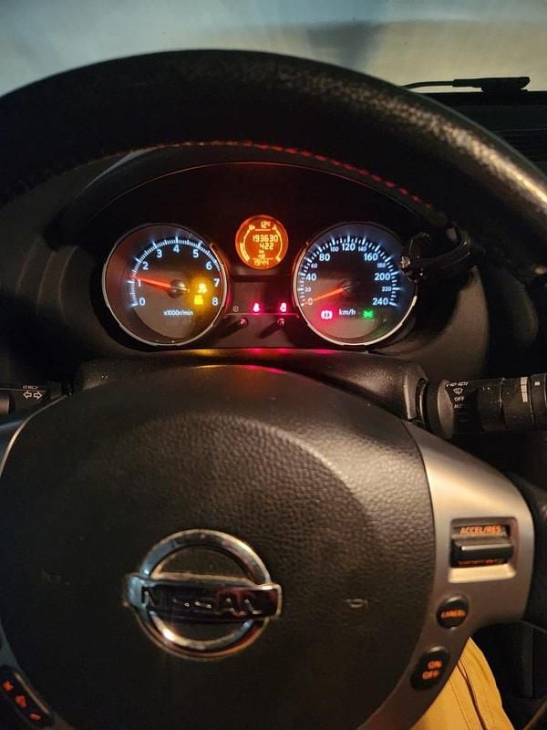 Gebraucht Nissan Qashqai +2 114 PS (83 kW) 2009 Schwarz SUV