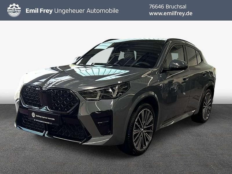 Grau Neu 2025 BMW X2 M Sport SUV | 66.960 € - Bild 1/3