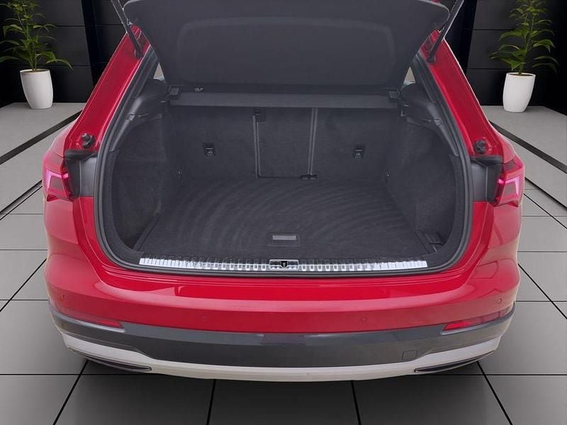 Gebraucht Audi Q3 Advanced 150 PS (110 kW) 2021 Tangorot metallic SUV