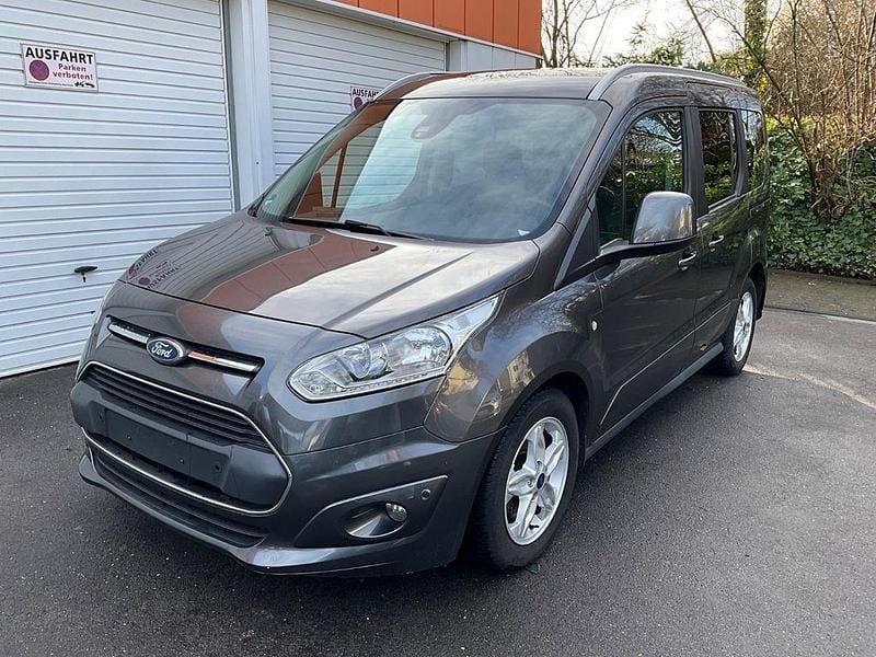 Grau Gebraucht 2017 Ford Tourneo Connect Titanium Van / Kleinbus | 7.590 € (Superpreis) - Bild 1/4