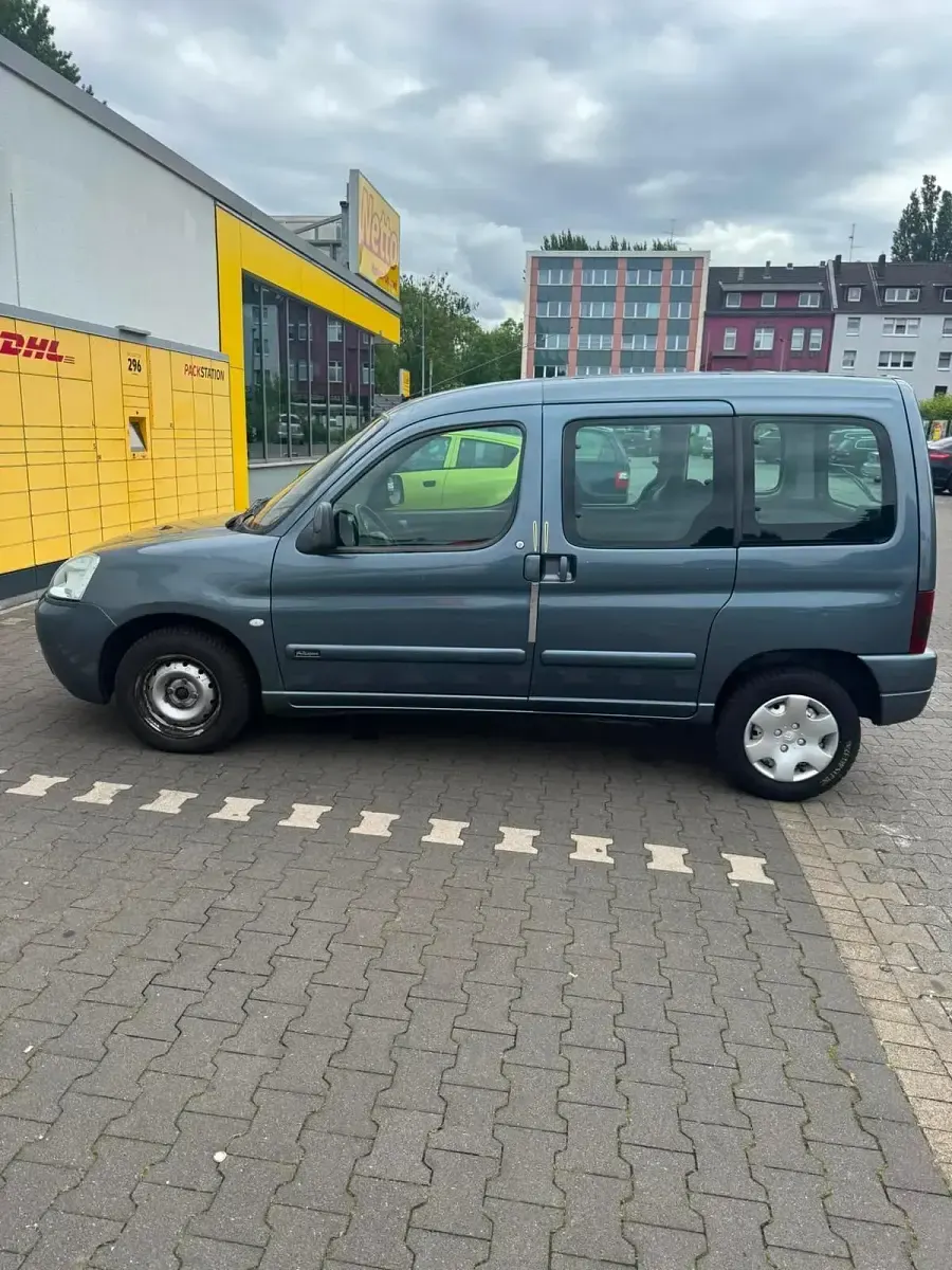 Gebraucht Citroën Berlingo 75 PS (55 kW) 2005 Blau Van / Kleinbus