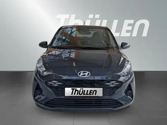Gebraucht Hyundai i10 Trend 63 PS (46 kW) 2025 Kleinwagen