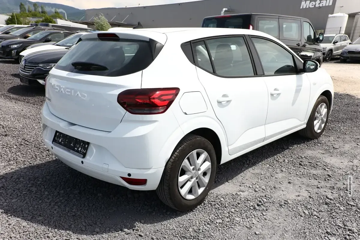 Gebraucht Dacia Sandero Expression 101 PS (74 kW) 2024 Weiß
