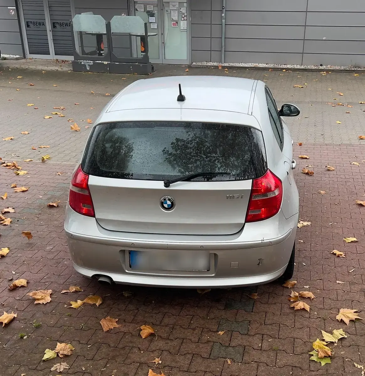 Second-hand BMW 116 122 CP (89 kW) 2009 Gri Hatchback