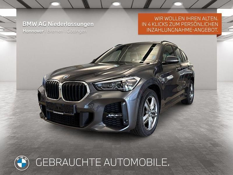 Grau Gebraucht 2022 BMW X1 Performance SUV | 32.707 € (Etwas zu teuer) - Bild 1/4