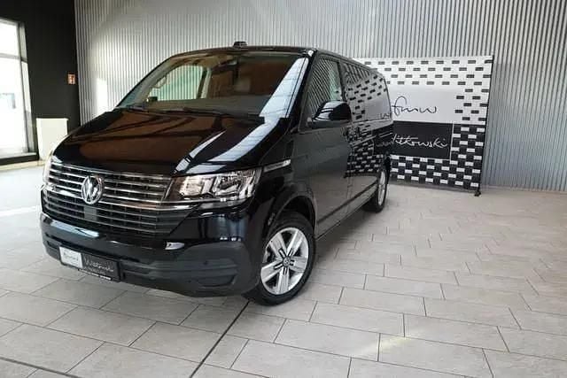 Usata VW Multivan 204 CV (150 kW) 2022 Nero Monovolume