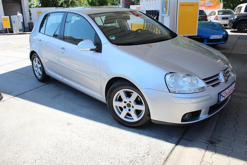 Gebraucht VW Golf V 80 PS (58 kW) 2007 Silber Kleinwagen