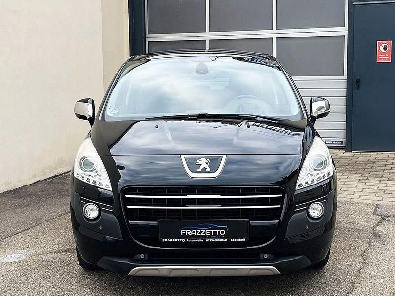 Schwarz Gebraucht 2013 Peugeot 3008 Limousine | 6.900 € (Fairer Preis) - Bild 1/4