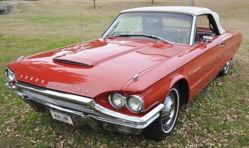 Rot Gebraucht 1964 Ford Thunderbird Cabrio | 22.900 € - Bild 1/4