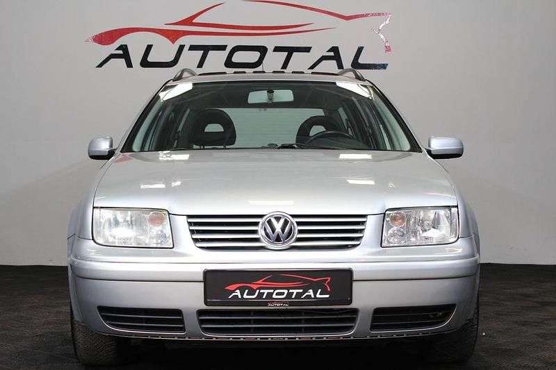 Gebraucht VW Bora Highline 116 PS (85 kW) 2000 Silber Limousine