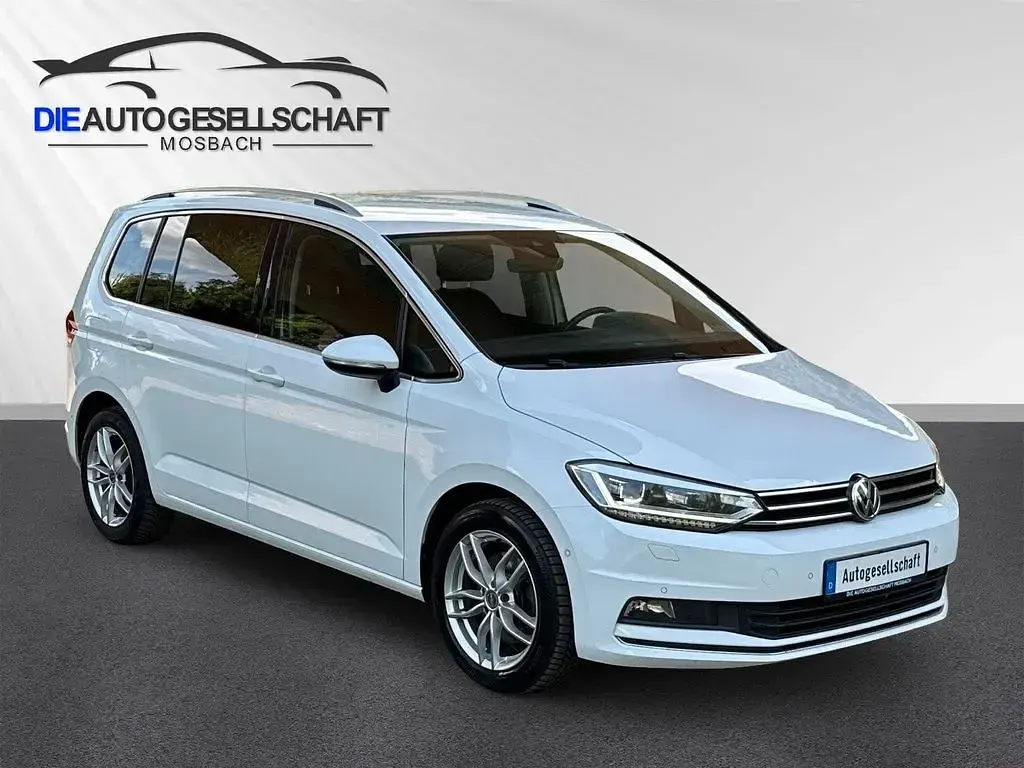 Gebraucht VW Touran Highline 150 PS (110 kW) 2018 Weiß Van / Kleinbus