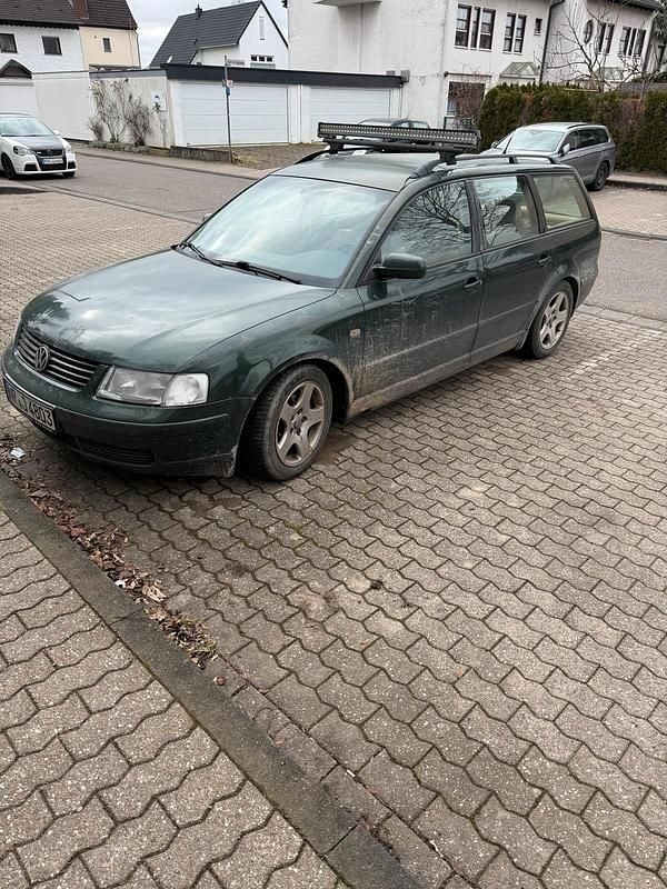 Gebraucht VW Passat 193 PS (141 kW) 1999 Grün Kombi