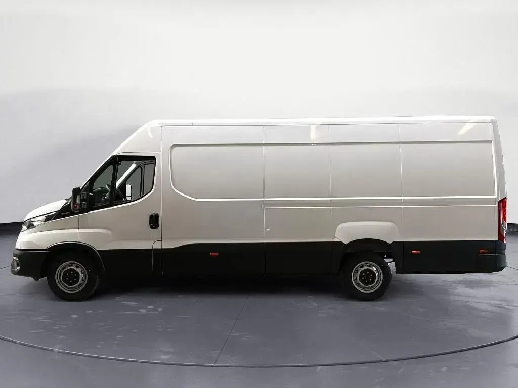 Neu Iveco Daily 177 PS (130 kW) 2026 Blanc Van
