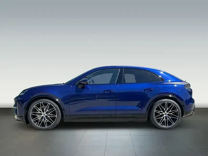 Gebraucht Porsche Macan 469 kW (639 PS) 2026 Blau SUV