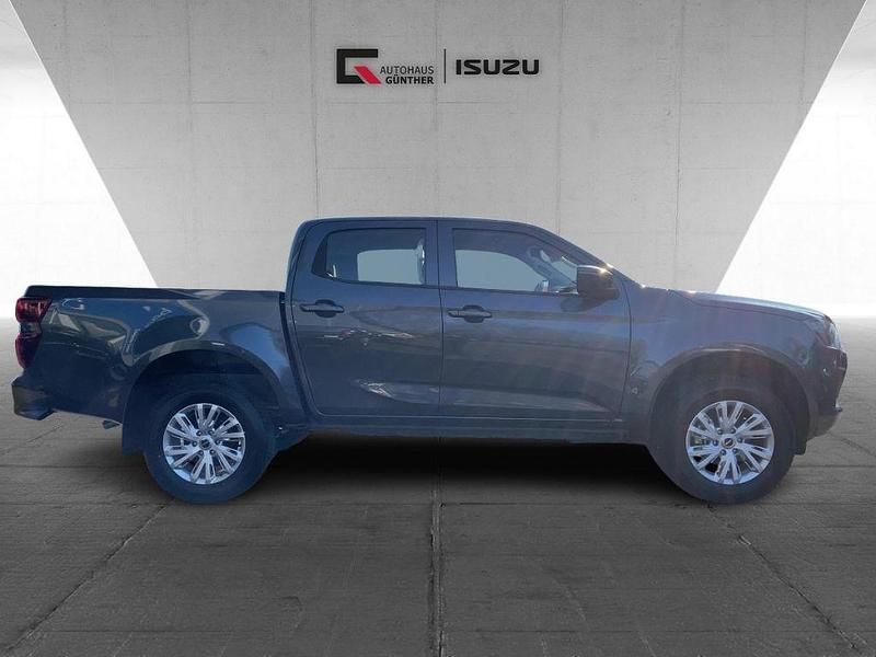Neu Isuzu D-Max 163 PS (119 kW) 2026 Obsidian grey SUV
