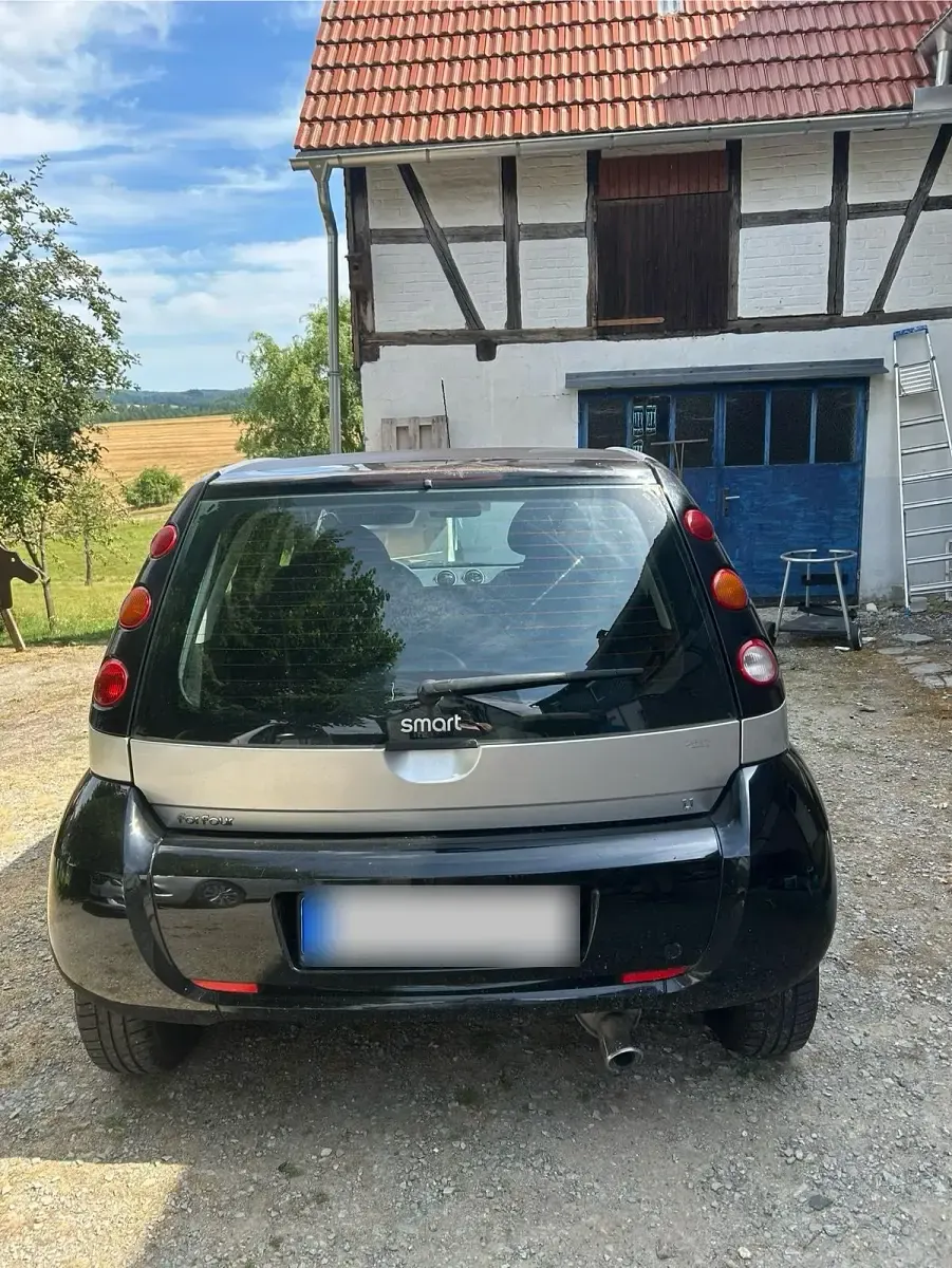 Second-hand Smart ForFour 74 CP (54 kW) 2005 Negru Hatchback