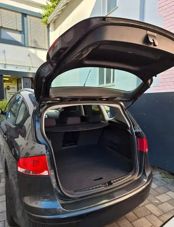 Gebraucht Seat Altea XL 125 PS (91 kW) 2009 Grau Van / Kleinbus