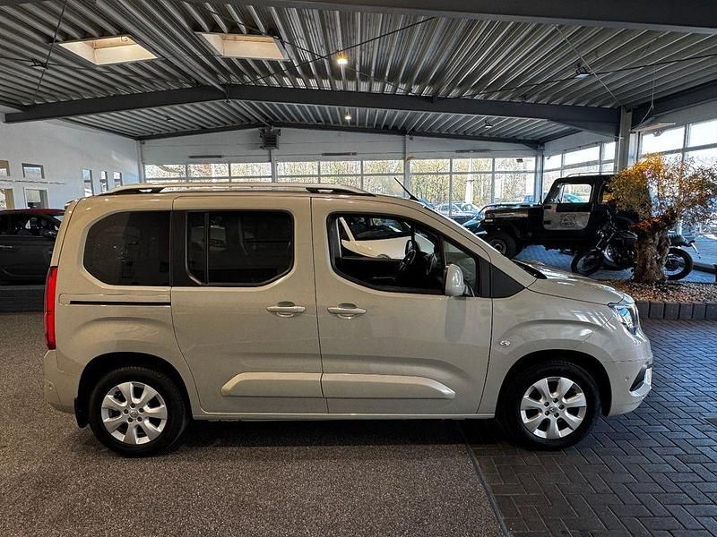 Gebraucht Opel Combo Life 131 PS (96 kW) 2020 Grau Van / Kleinbus