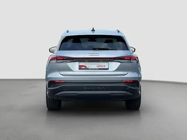 Gebraucht Audi Q4 e-tron Advanced Plus 210 kW (286 PS) 2025 Florettsilber metallic SUV