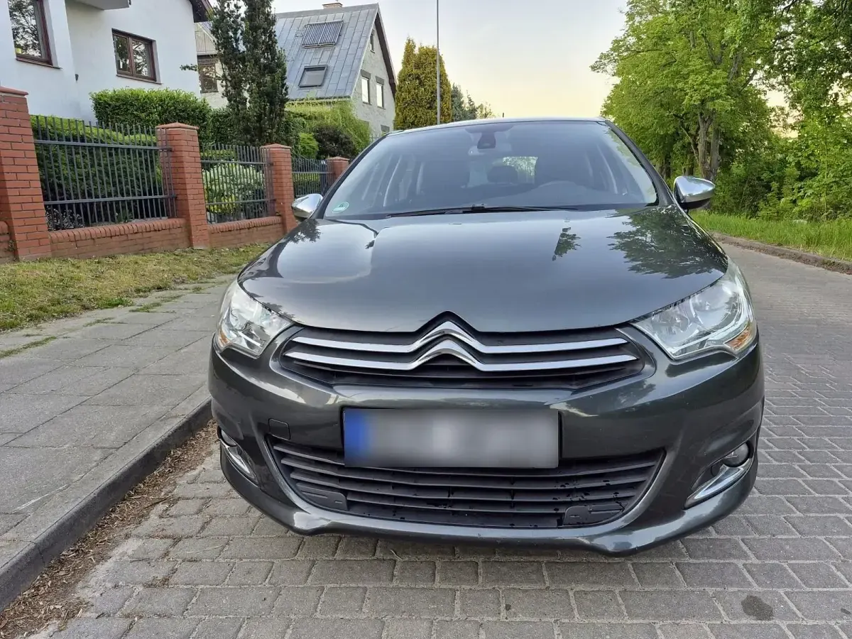 Gebraucht Citroën C4 114 PS (83 kW) 2014 Grau Kleinwagen