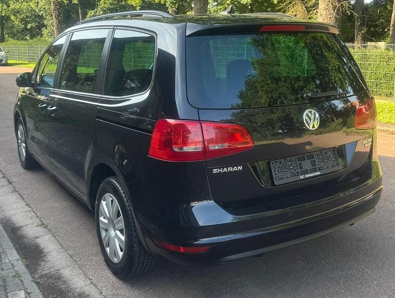 Gebraucht VW Sharan 140 PS (102 kW) 2013 Schwarz Van / Kleinbus