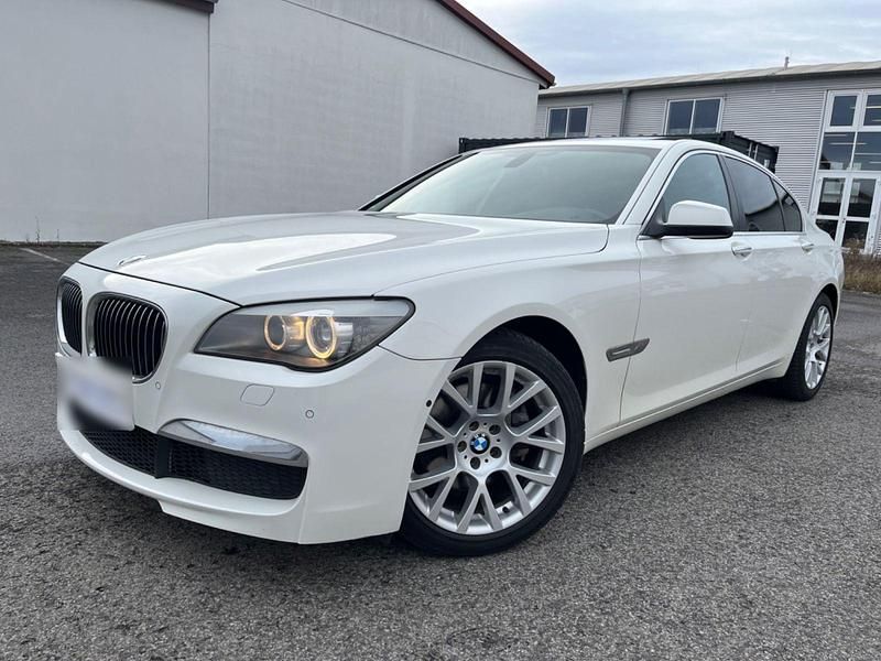 Gebraucht BMW 730 M Sport 245 PS (180 kW) 2009 Weiß Limousine