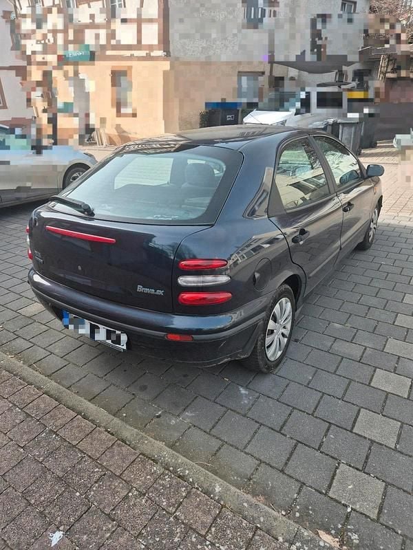 Second-hand Fiat Brava S 103 CP (75 kW) 1997 Albastru Hatchback