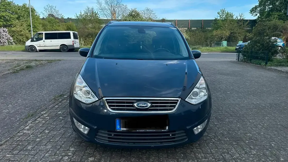 Gebraucht Ford Galaxy Business Edition 141 PS (103 kW) 2014 Grau Van / Kleinbus